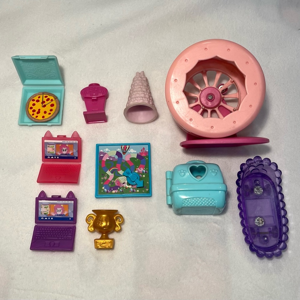 SOLD Vintage & G7 Littlest Pet Shop Accessory Lot - 11pc Pizza Party Gym Set